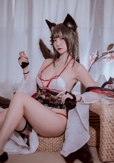 新妻黄泉_BD英语在线观看