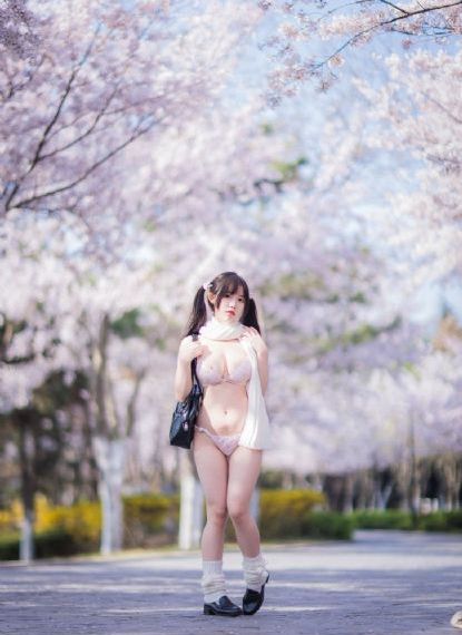 男生和女生一起靠逼_DVD迅雷电影在线